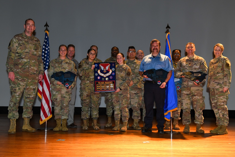 628th ABW Airmen receive quarterly awards