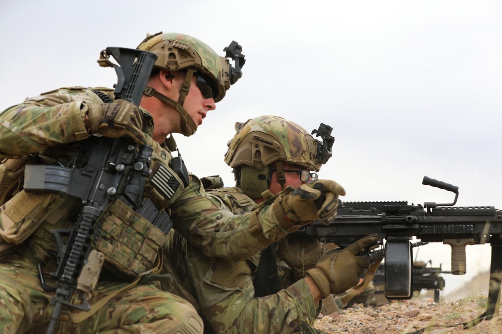 37th Infantry Brigade Combat Team Soldiers conduct live-fire training exercise