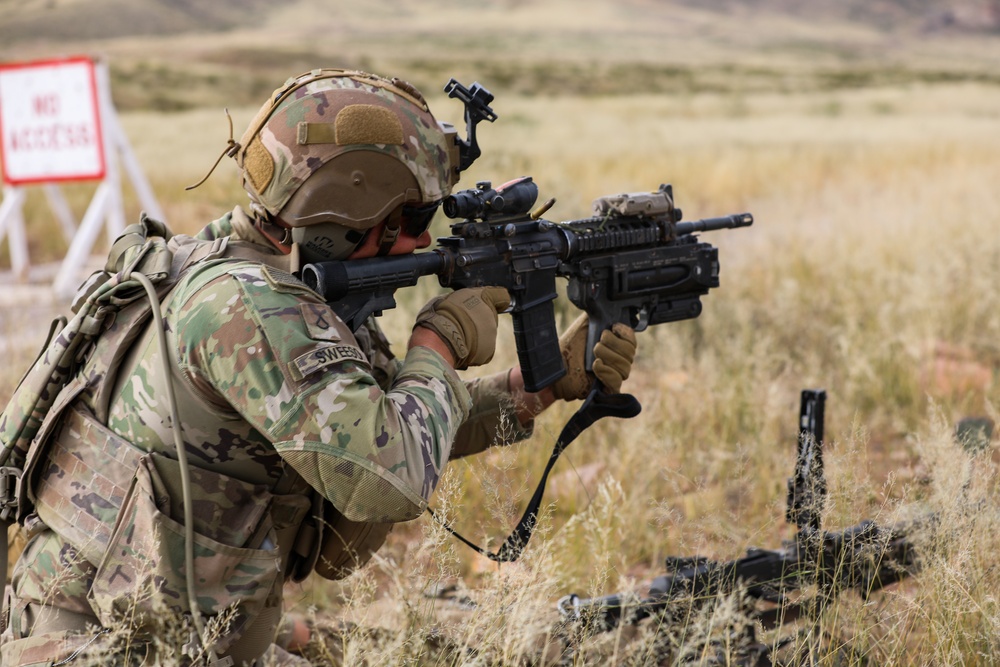 37th Infantry Brigade Combat Team Soldiers conduct live-fire training exercise