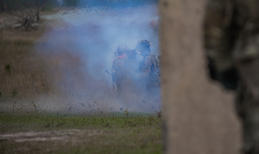 82nd Airborne Division Paratroopers Conduct Live Fire Exercise at JRTC