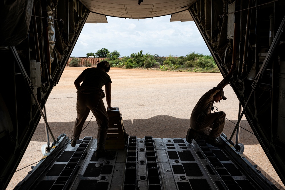 VMGR 252 conducts operations in East Africa