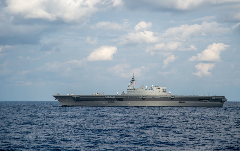 USS Ronald Reagan (CVN 76) conducts a multinational Photo Exercise during Keen Sword 23