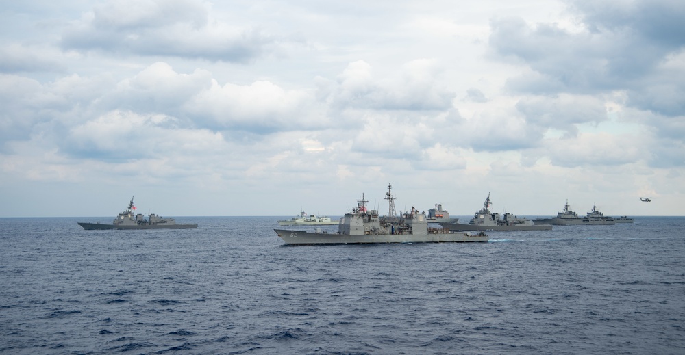 USS Ronald Reagan (CVN 76) conducts a multinational Photo Exercise during Keen Sword 23