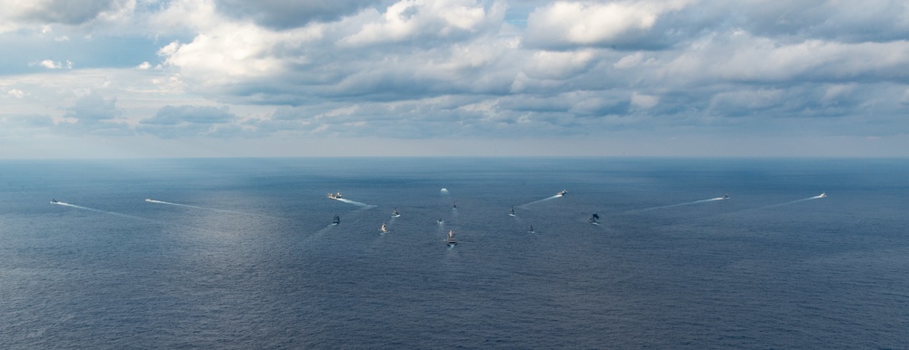 USS Ronald Reagan (CVN 76) conducts a multinational photo exercise