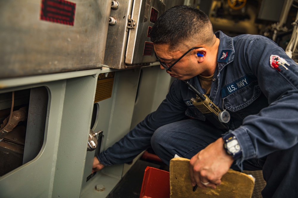 USS Paul Ignatius (DDG 117) Sailors Conduct Daily Operations