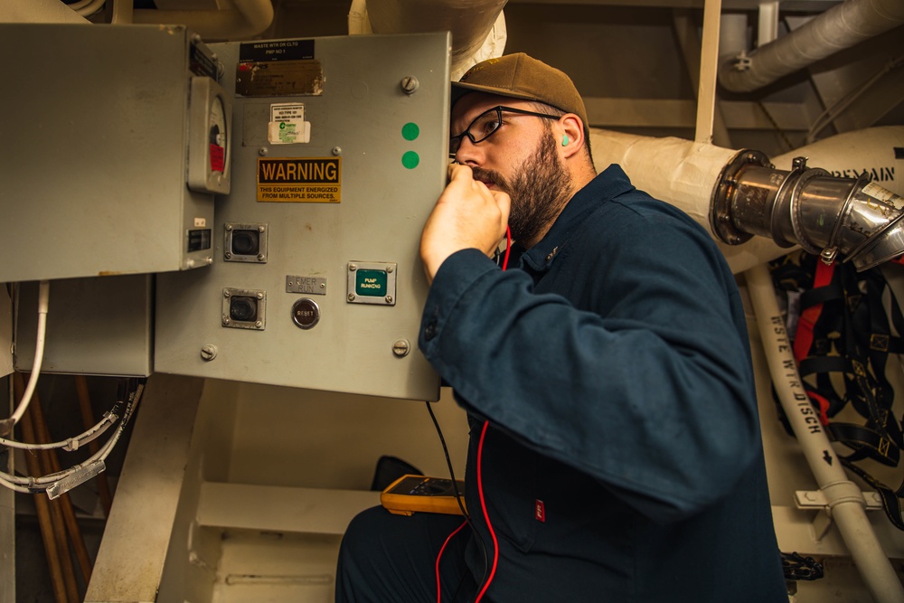 USS Paul Ignatius (DDG 117) Sailors Conduct Daily Operations