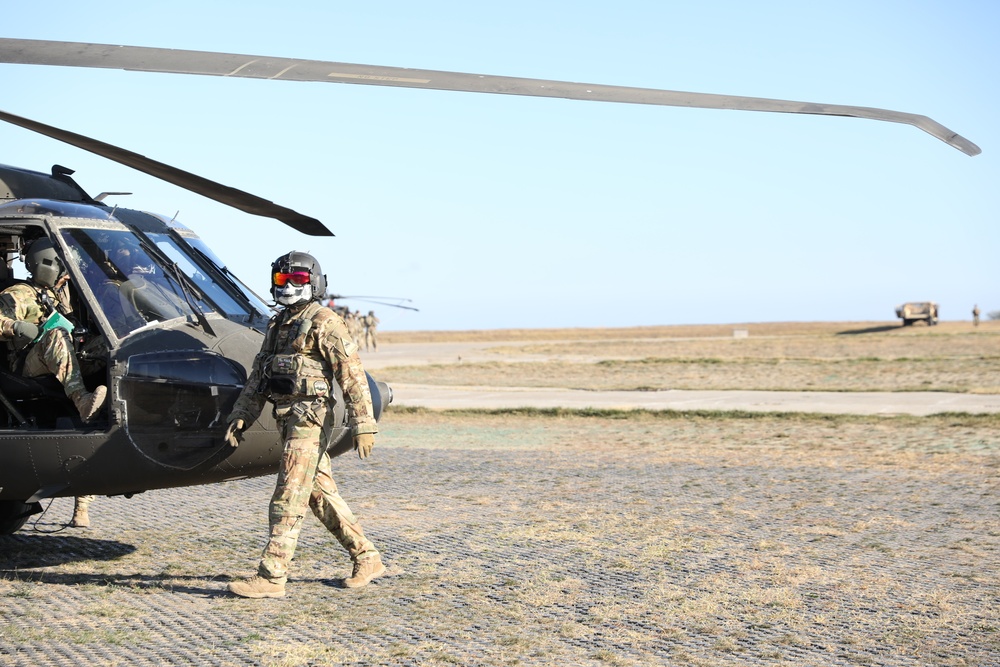 U.S. Army 101st Airborne Division conducts FRIES operations