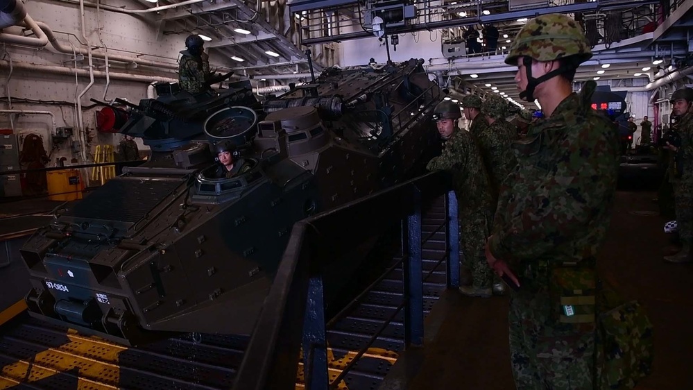Amphibious Assault Vehicle and Combat Ready Raiding Craft Operations aboard USS New Orleans November 9, 2022