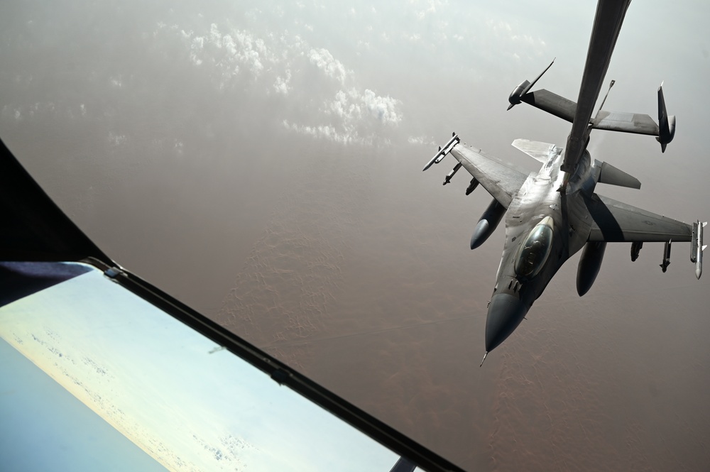 77th Fighter Squadron conducts presence patrols in CENTCOM AOR