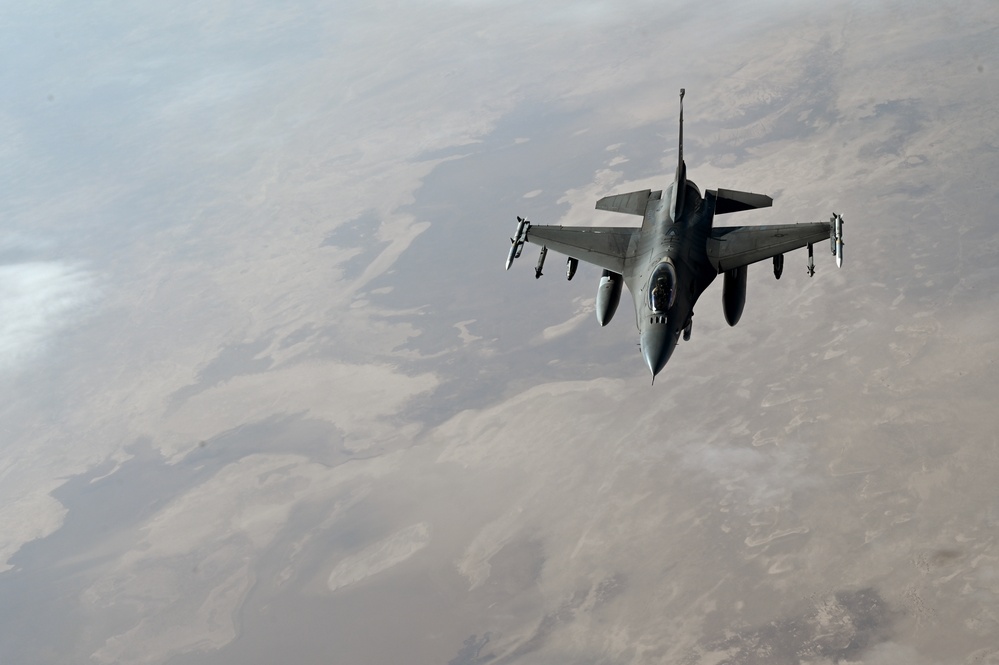 77th Fighter Squadron conducts presence patrols in CENTCOM AOR