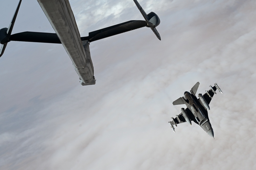 77th Fighter Squadron conducts presence patrols in CENTCOM AOR