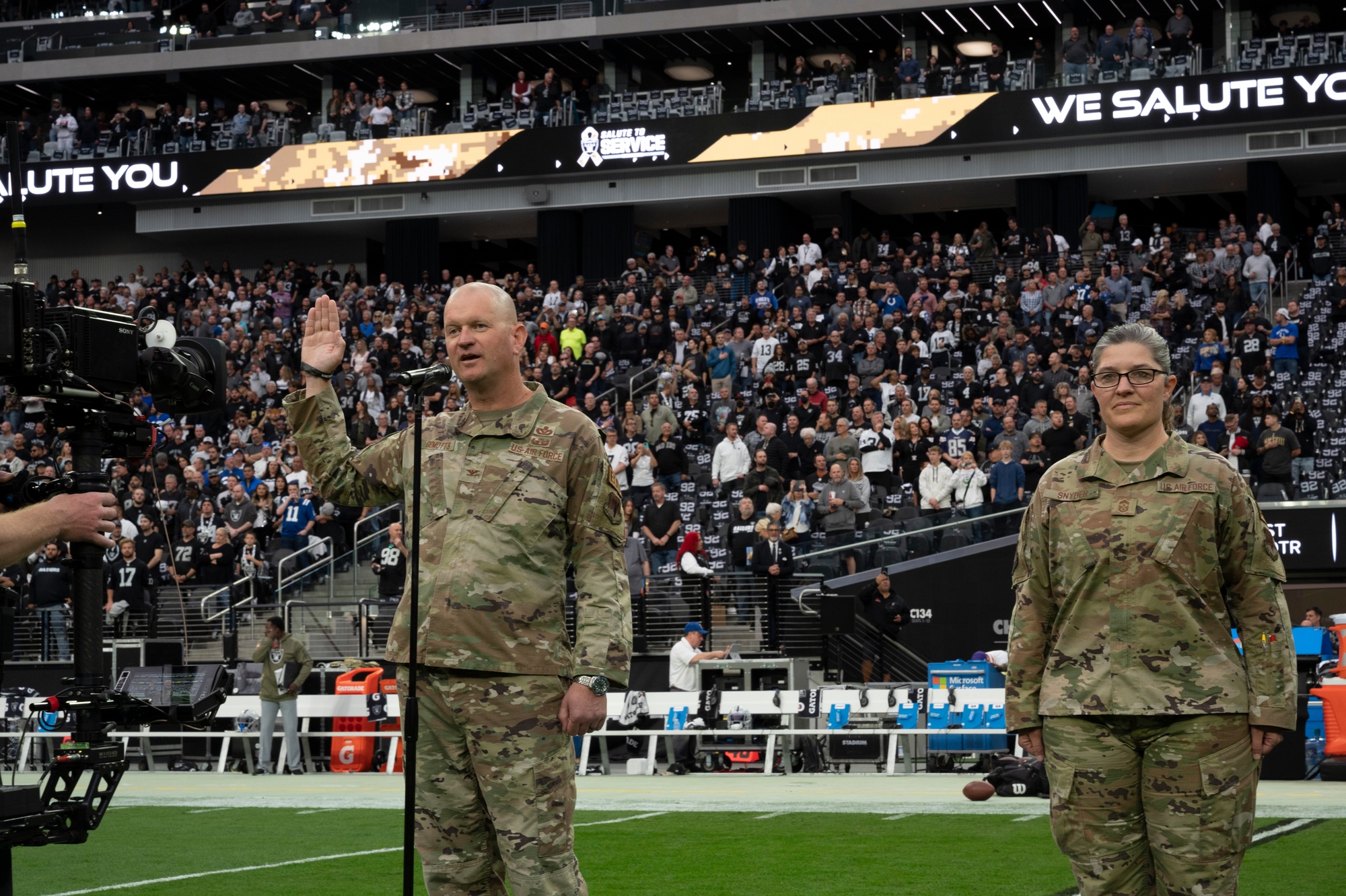 DVIDS - Images - USAA Salute to Service: Las Vegas Raiders [Image 2 of 8]