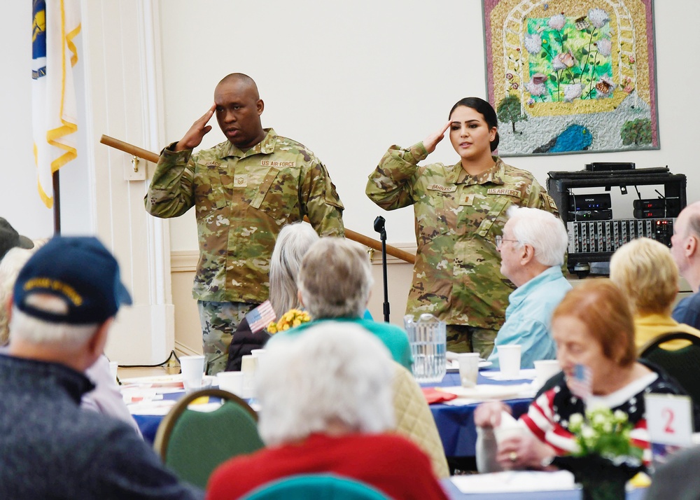 Airmen thank veterans for military service
