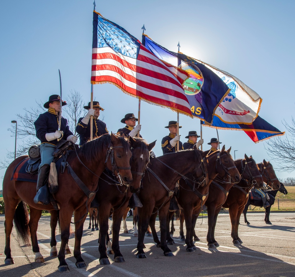 1ID Participates in Manhattan, KS Veterans Day Parade