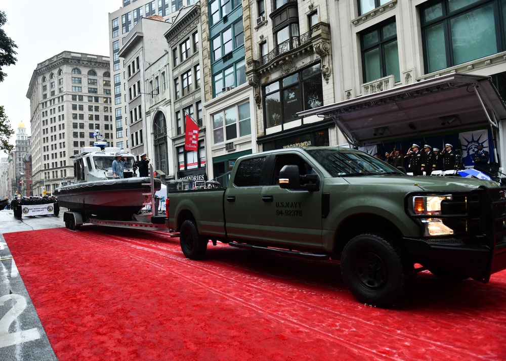 US Service Members Participate in New York City's Annual Veterans Day Parade