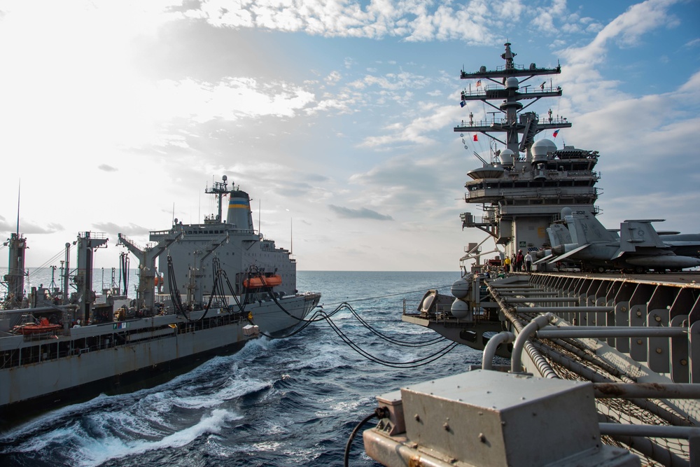USS Ronald Reagan (CVN 76) conducts fueling-at-sea with USNS Rappahannock