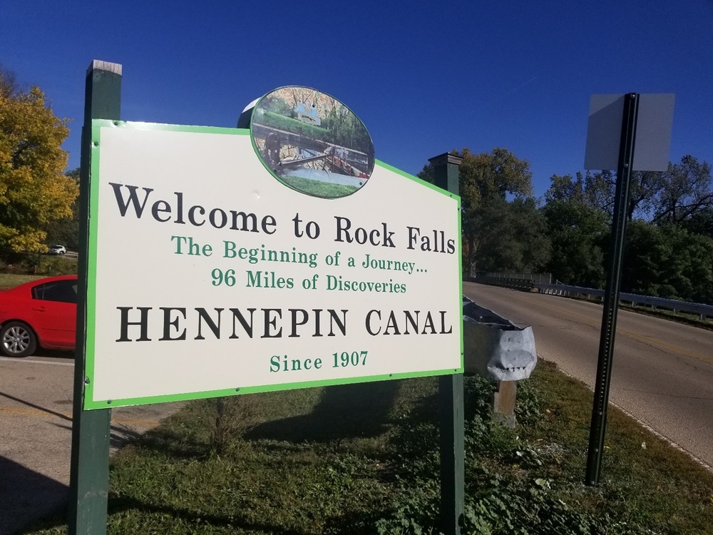 Hennepin Canal Welcome Sign