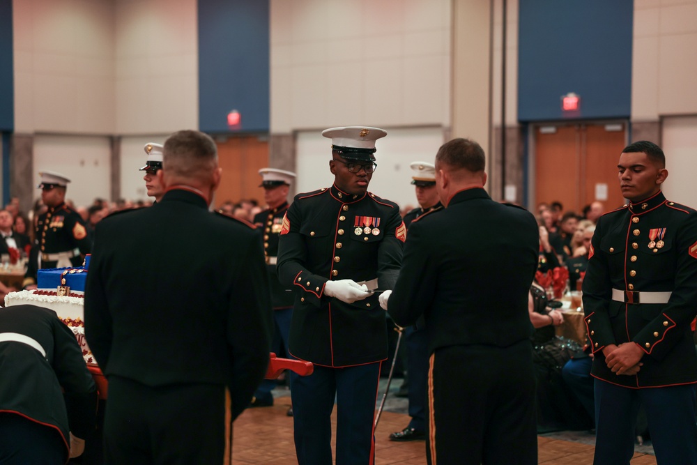 2nd MAW hosts 247th Marine Corps Birthday Ball