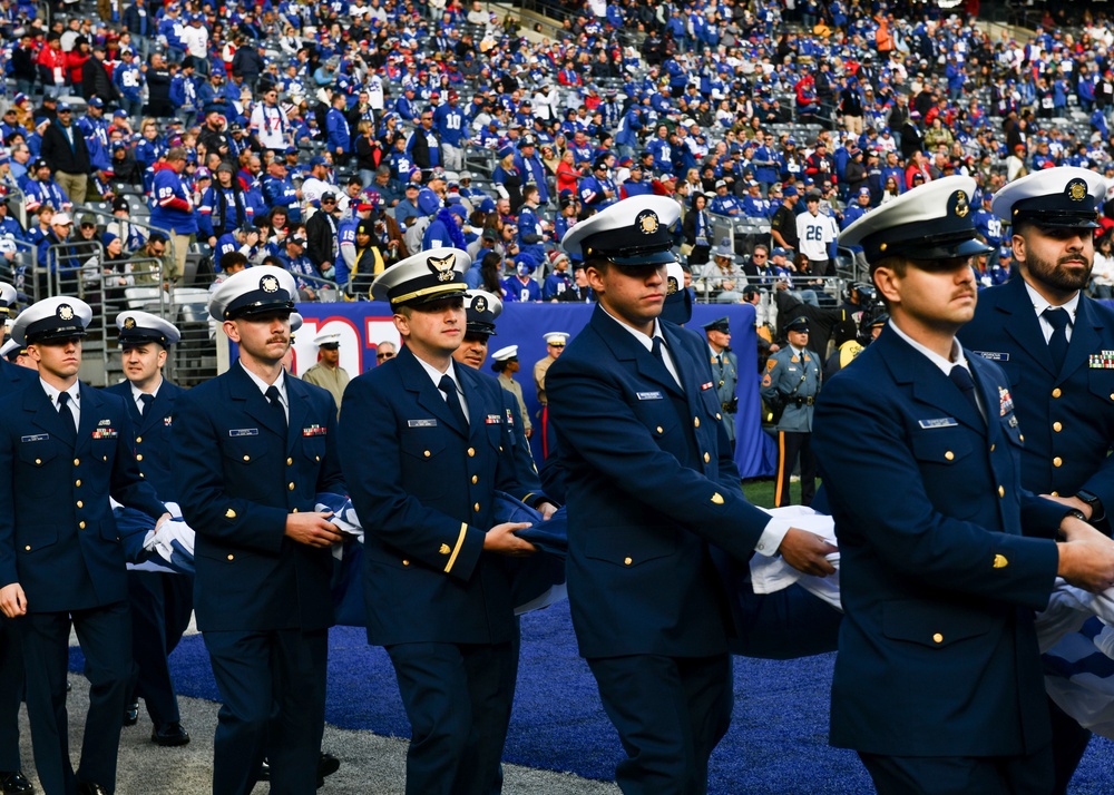 DVIDS - Images - The US Marine Silent Drill Team Performs at Halftime  During MetLife Stadium's Salute to Service Game [Image 22 of 22]