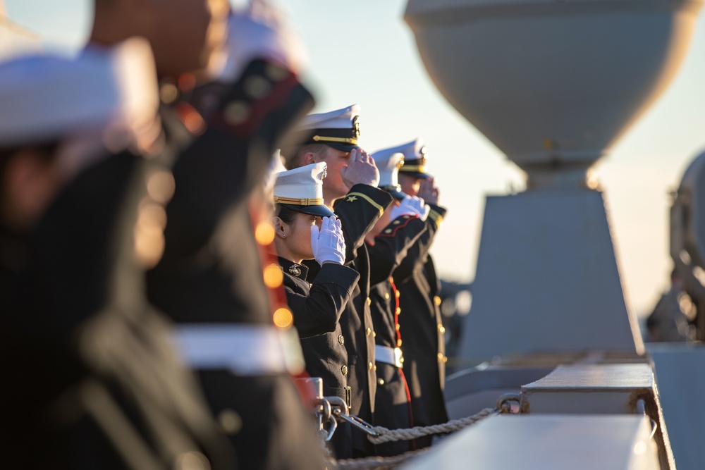 USS Arlington departs New York City