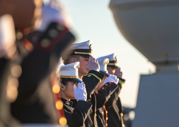USS Arlington departs New York City