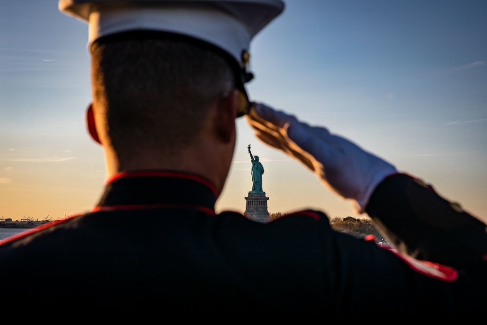 USS Arlington departs New York City