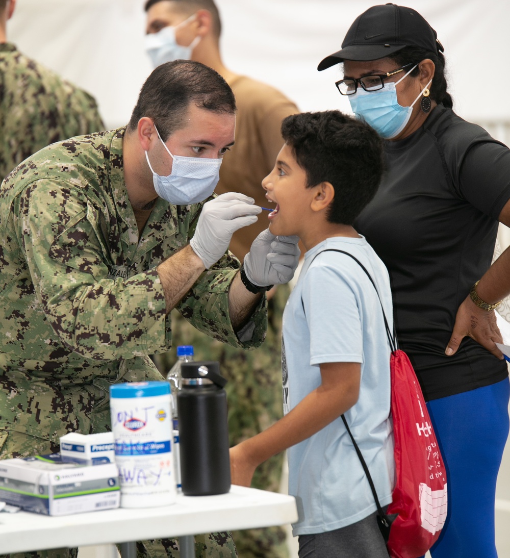 USNS Comfort medical site fully operational treating patients, Colombia