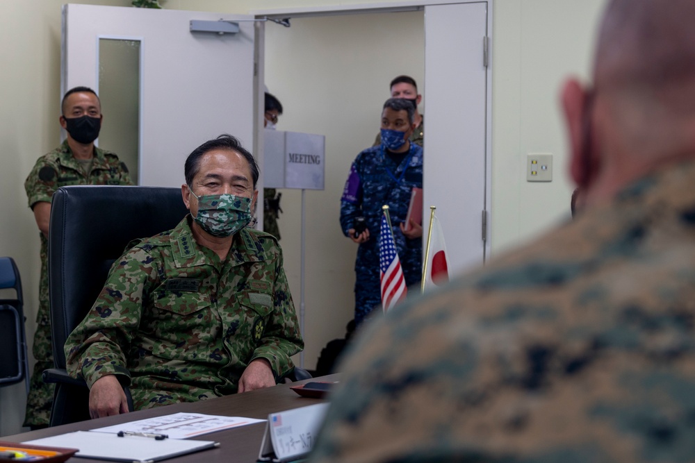 USFJ and JGSDF leaders meet during KS23