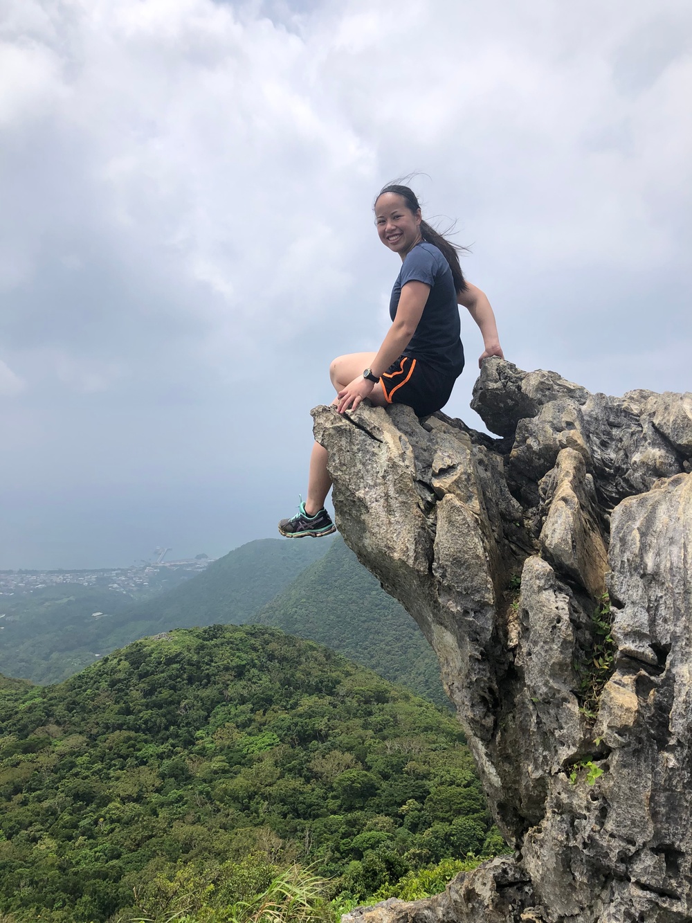 Female Marine Officer Amongst High Ranks of RS Salt Lake City