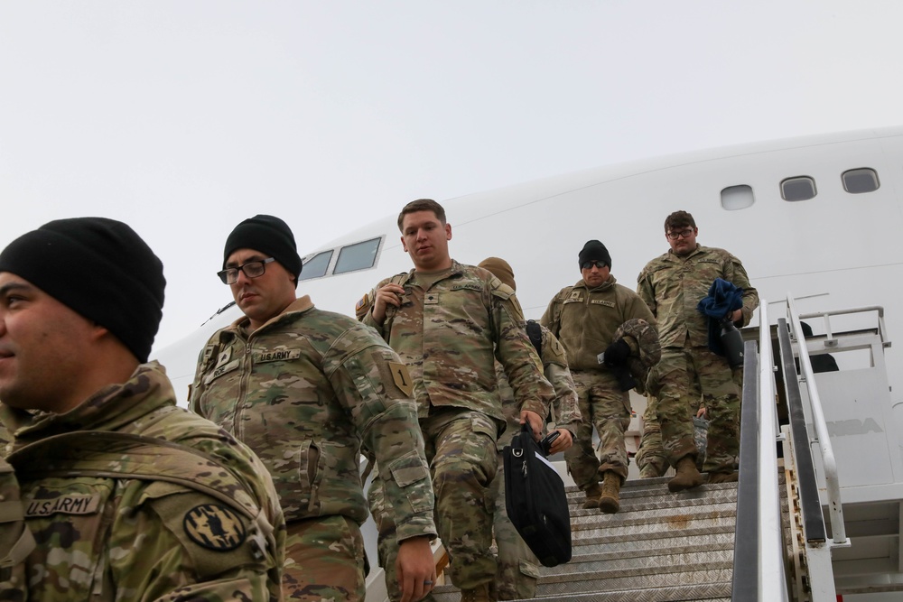 2ABCT, 1ID Arrives In Poland To Support V Corps