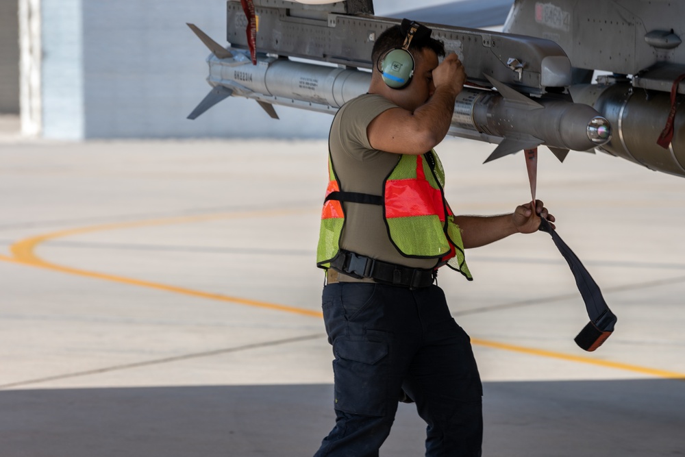 77th EFGS conduct F-16 flight recovery operations