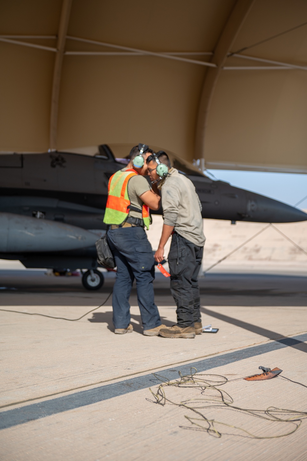 77th EFGS conduct F-16 flight recovery operations