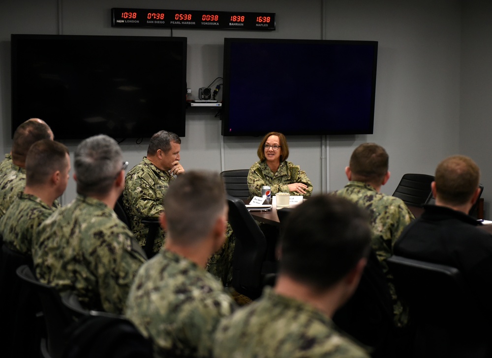 Vice Chief of Naval Operations visits Navy submariners in Connecticut