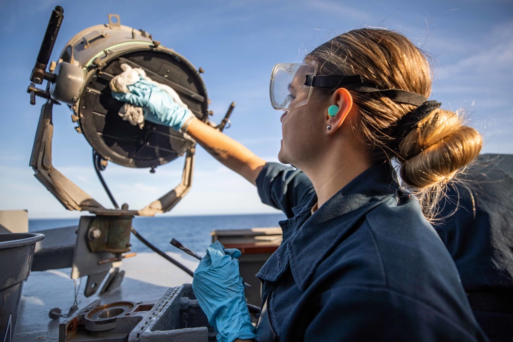 221109-N-HD110-0103 221109-N-HD110-0103