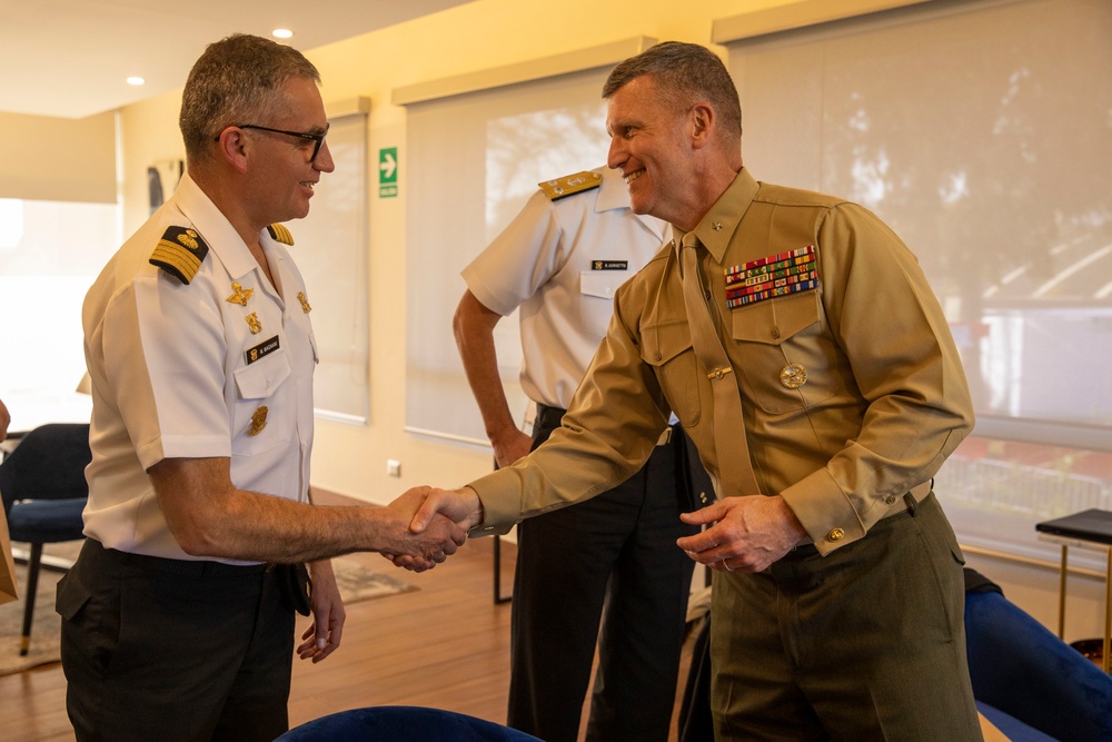 Deputy Commander of U.S. Marine Corps Forces, South Visits Peru