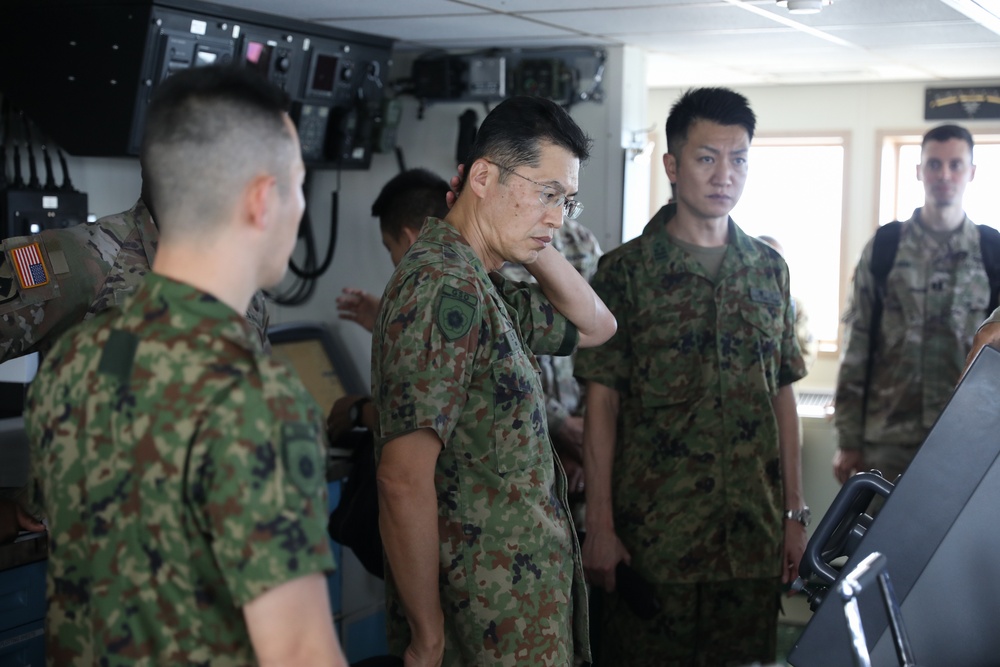 Japanese General tours the LSV 4