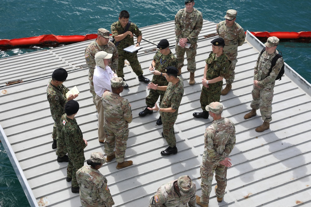 Japanese General tours the LSV 4