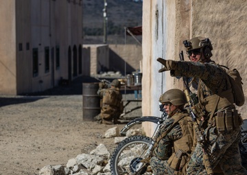 Operation Firebreak: Marines, sailors conduct integrated medical training