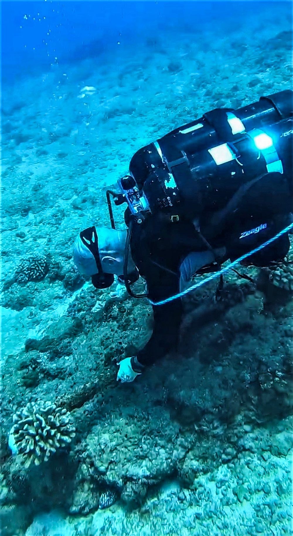 Soldiers from 7th Dive Detachment, 130th Engineer Brigade, conduct SCUBA diving operations at Pacific Missile Range Facility, Kauai, Hawaii