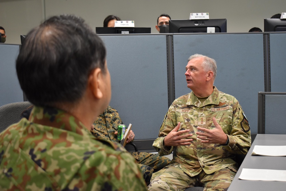 USFJ, JJS Leadership Visit Ex. Keen Sword Bilateral Operations Cell