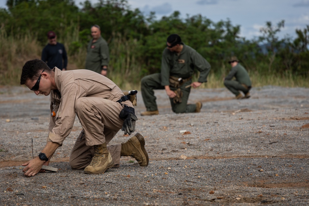 9th Engineer Support Battalion Marines conduct Demolition Range