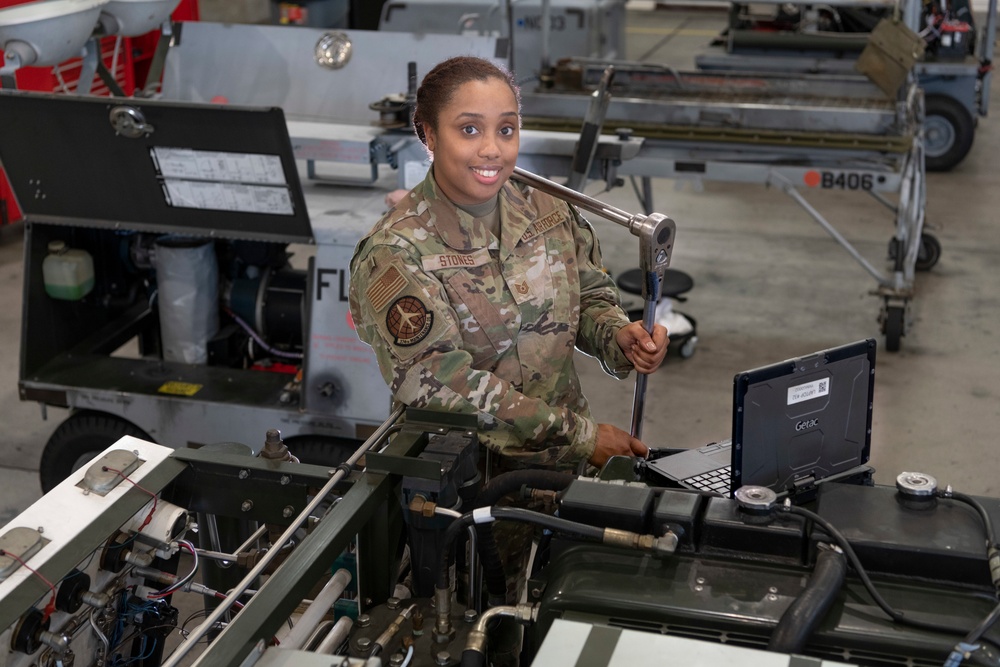 Yokota Airlifter of the Week: Tech.Sgt. Tiffany Stones