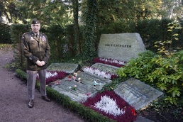 USAG Wiesbaden takes part in local National Day of Mourning ceremonies