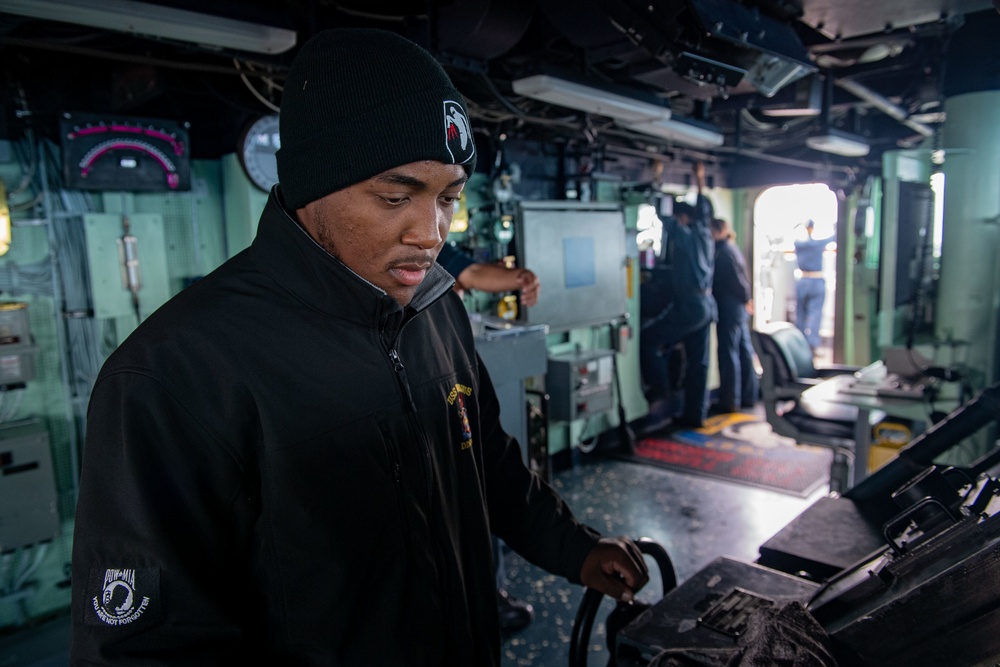 USS Milius (DDG 69) Sails The Philippine Sea