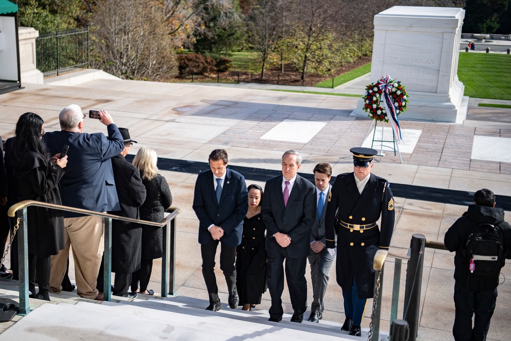 Members of the U.S. Bureau of Reclamation Visit ANC and Participate in a Public Wreath-Laying Ceremony at the Tomb of the Unknown Soldier