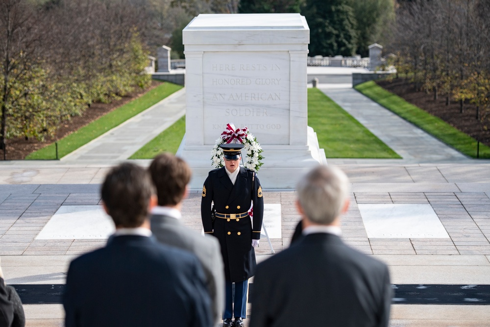 Members of the U.S. Bureau of Reclamation Visit ANC and Participate in a Public Wreath-Laying Ceremony at the Tomb of the Unknown Soldier