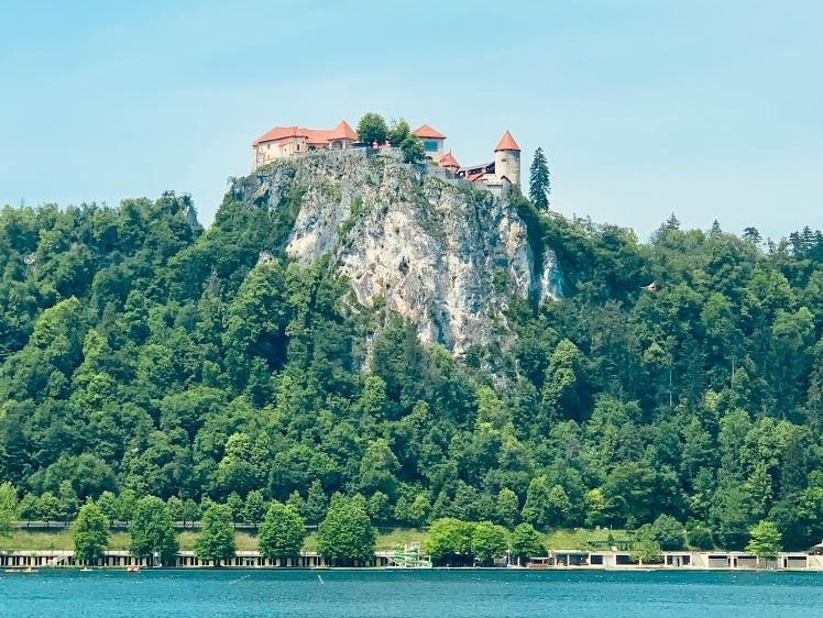 MSGs explore Slovenia