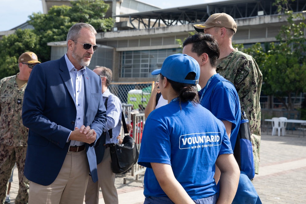 U.S. Ambassador to Venezuela James Story visits Cartagena, Columbia during Continuing Promise 2022
