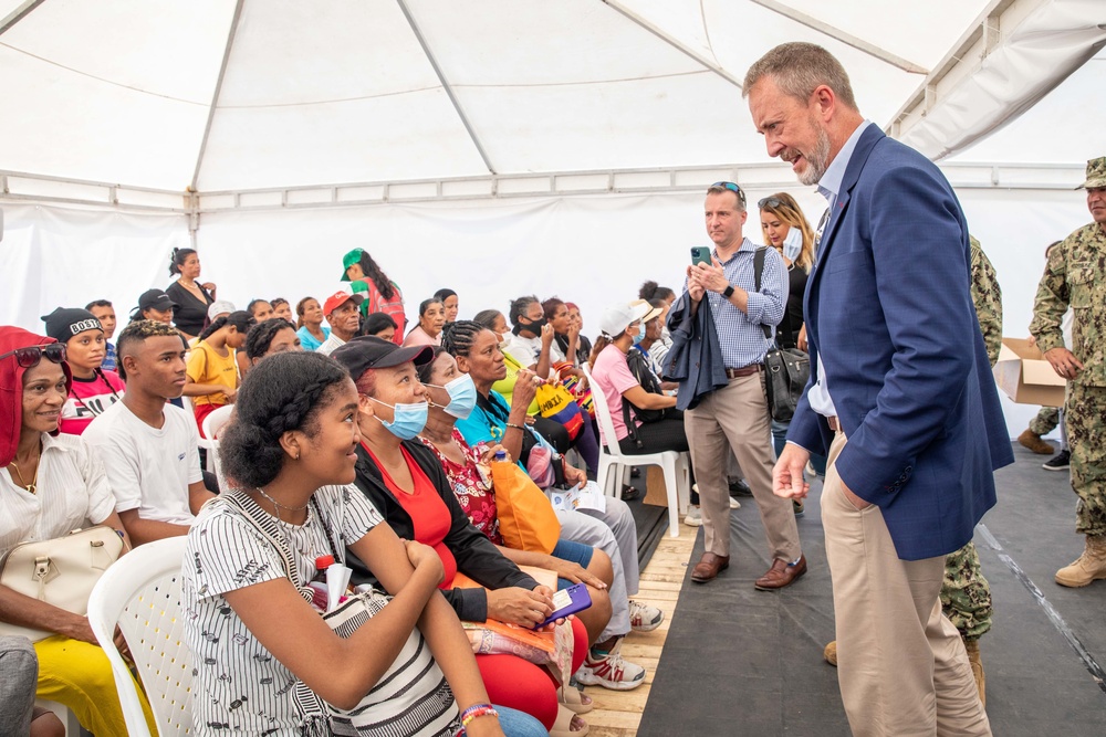 U.S. Ambassador to Venezuela James Story visits Cartagena, Columbia during Continuing Promise 2022