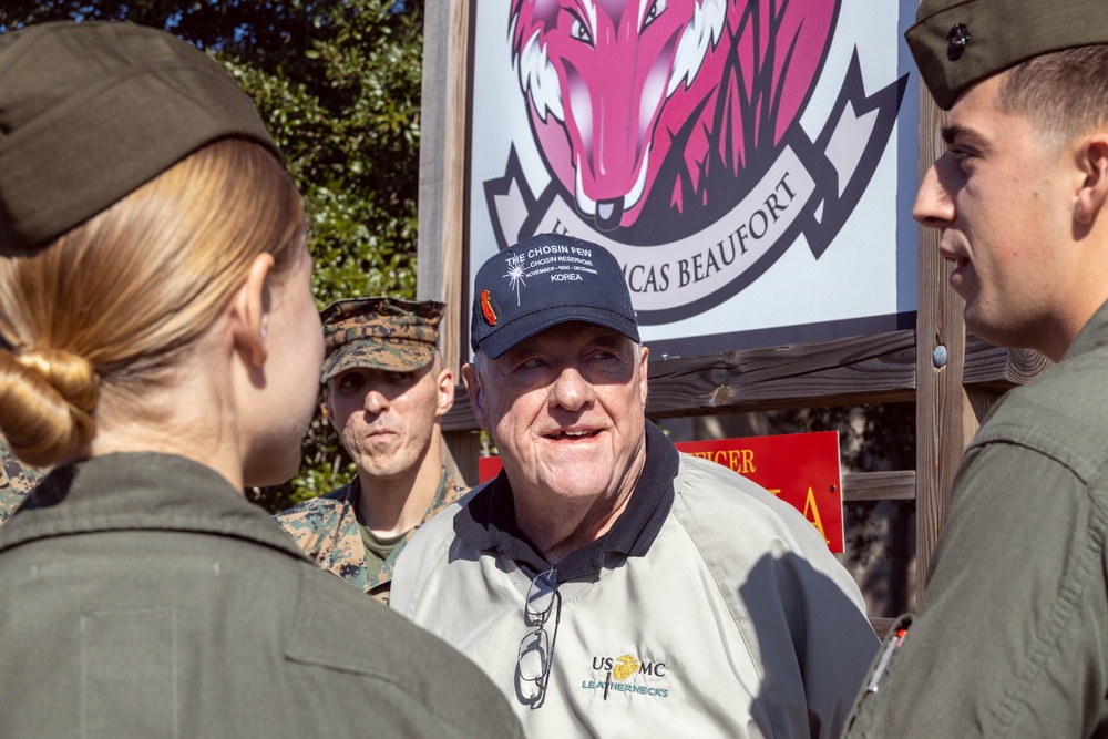 Chosin Few Visits MCAS Beaufort